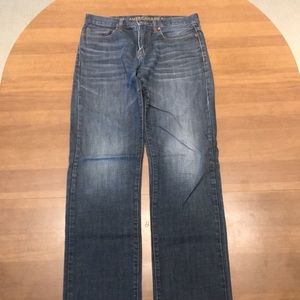 American eagle relaxed straight jeans